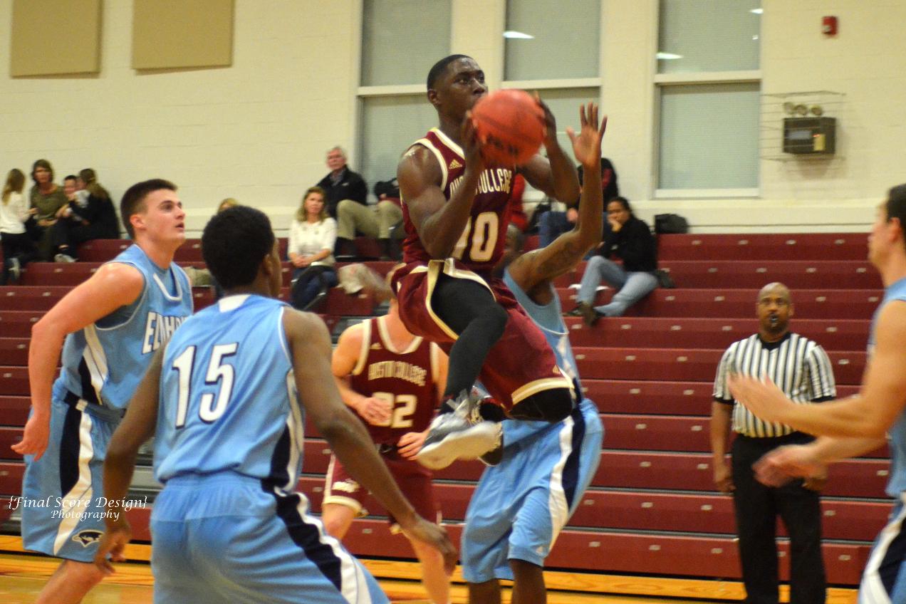 'Roo Men's Hoops Topped at Trinity