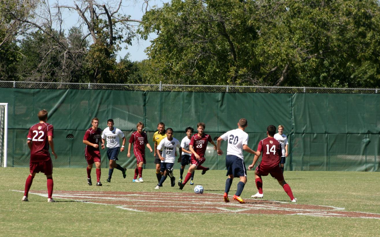 'Roo Men's Soccer Blanks UD in SCAC First Round