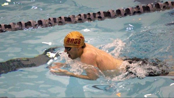 Pirates Hand Men's Swimming & Diving First Defeat