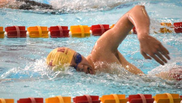 Men's Swimming & Diving Blows By Simpson 136-77