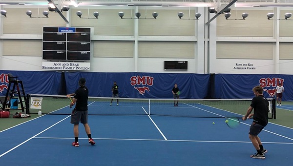 Men's Tennis Bested by #17 Trinity 5-0 at SMU