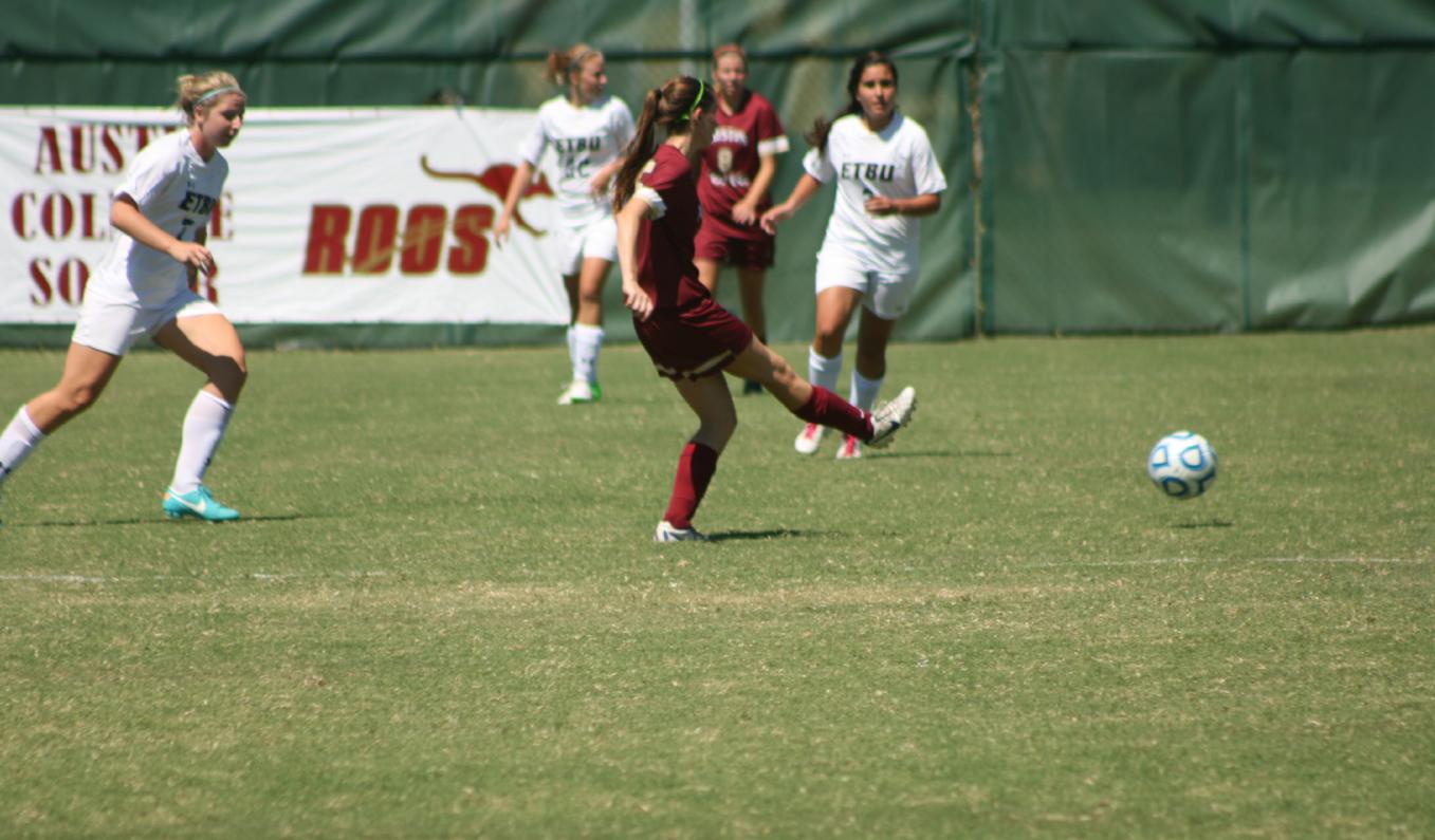 'Roo Women's Soccer Opens SCAC Play with Win