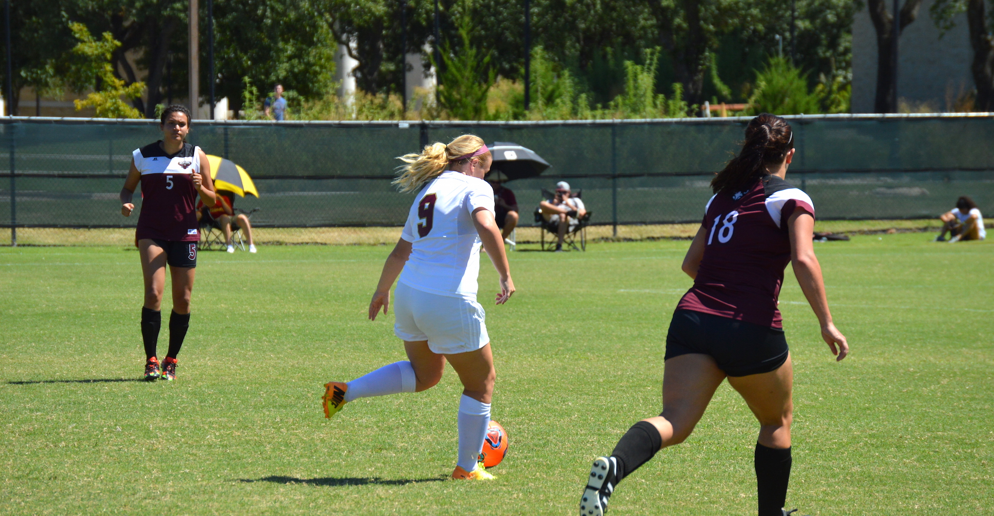 'Roo Women Get Dramatic Overtime Victory