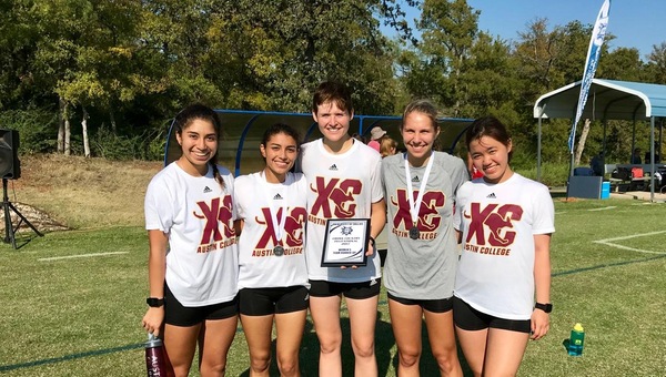Women's XC Makes History; Finishes 2nd at Dallas Invitational