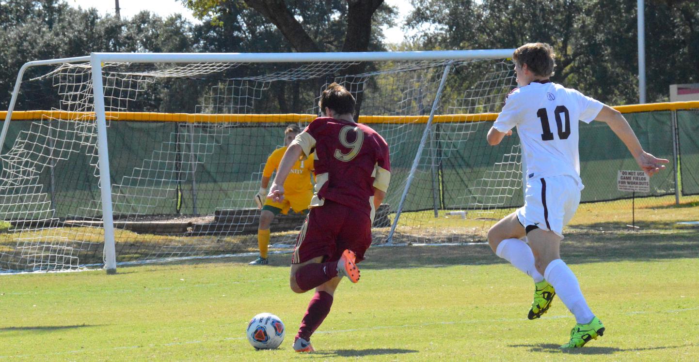 'Roo Men Blanked in 8-0 Loss to No. 8 Trinity