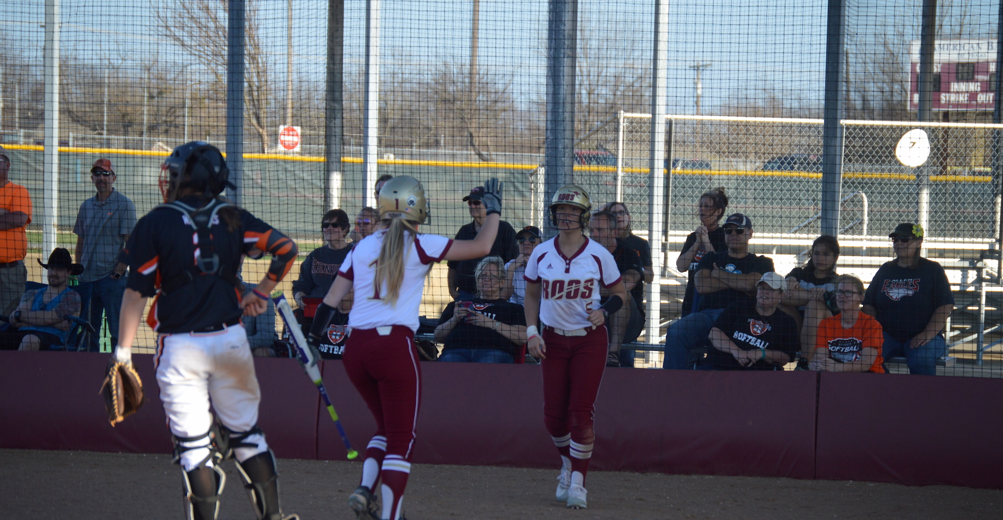 Hendrix Takes Two From 'Roo Softball