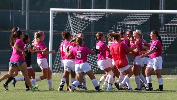 Early Goal Gives 'Roo Women's Soccer Win over Schreiner