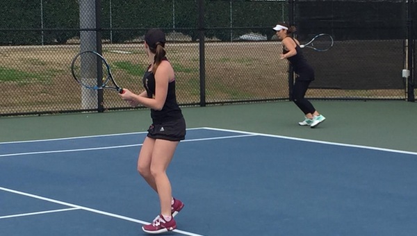 Women's Tennis Bounces Back With 9-0 Victory Over LeTourneau