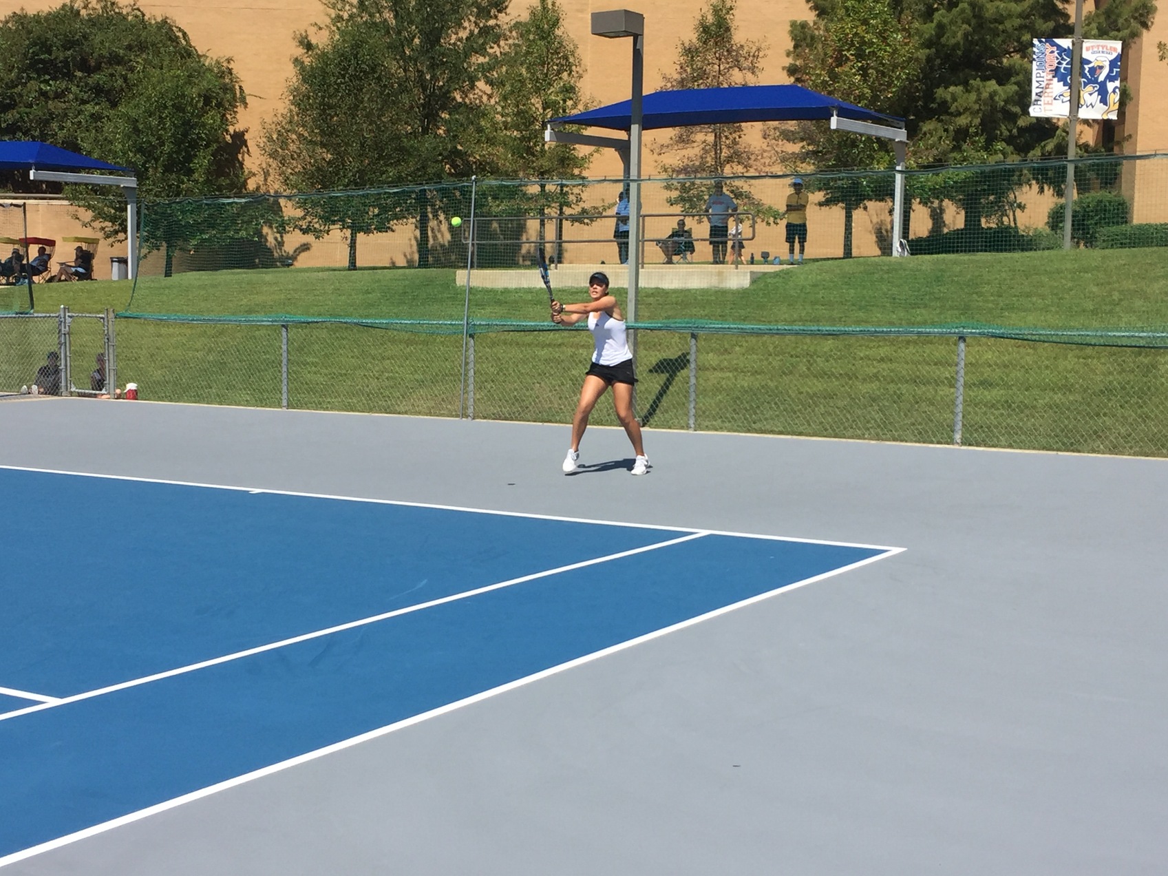 Colby Mules Defeat Women’s Tennis 5-4 in SCAC/NESCAC Showdown