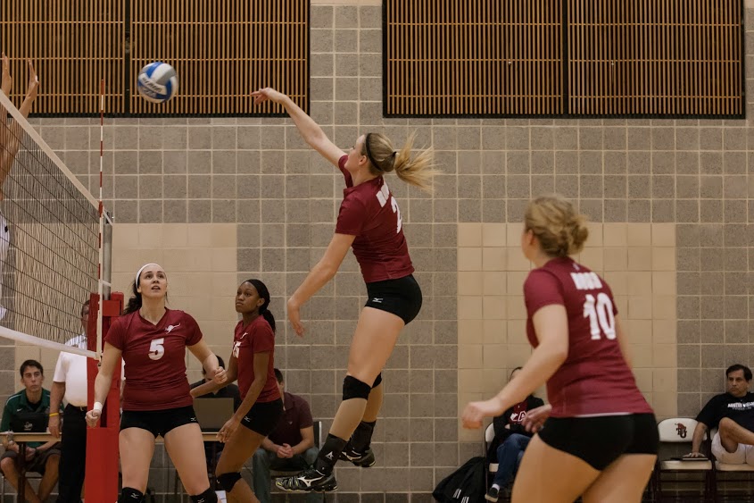 Volleyball Splits on Day One of SCAC Tournament