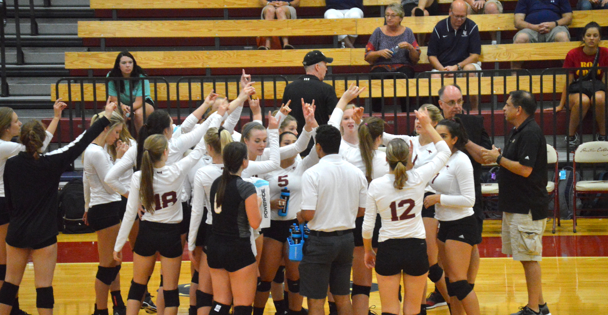 'Roo Volleyball Closes SCAC Divisional Strong
