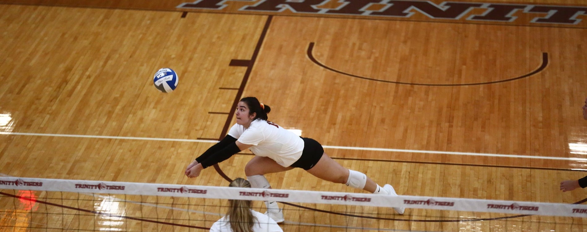 'Roo Volleyball Falls in SCAC Quarterfinals
